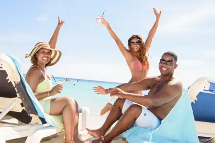 Island-Bus-Tour-Curacao-7-Beach-2048x1367-1